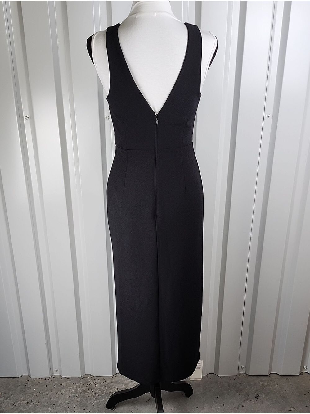 Abercrombie & Fitch Black Sleeveless Plunge V-Neck Midi Dress Med NWT Asymmetric - Picture 2 of 10